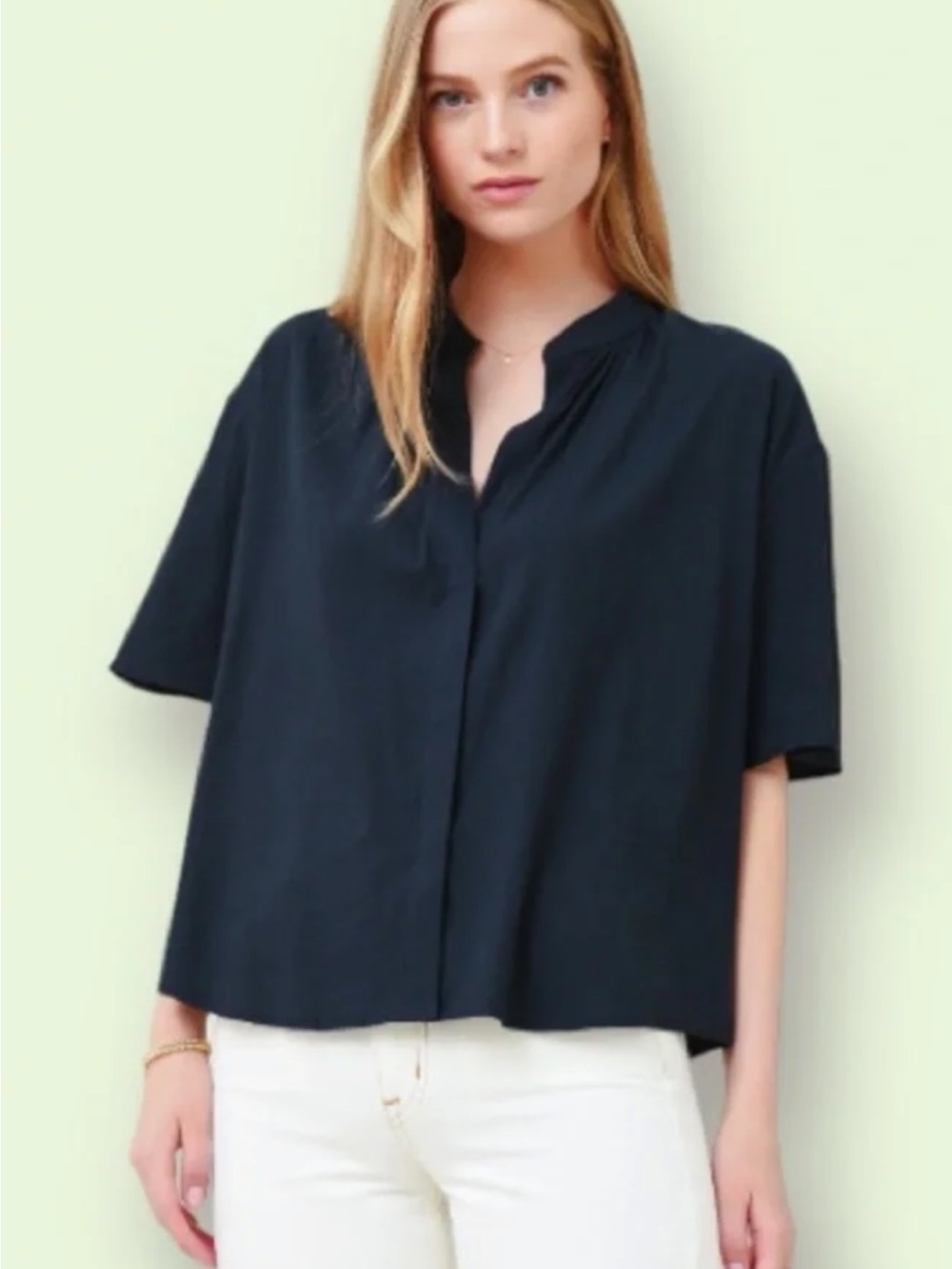 Vince NWT Shirred Band Collar Blouse Linen Blend Short Sleeve Navy Women’s Large